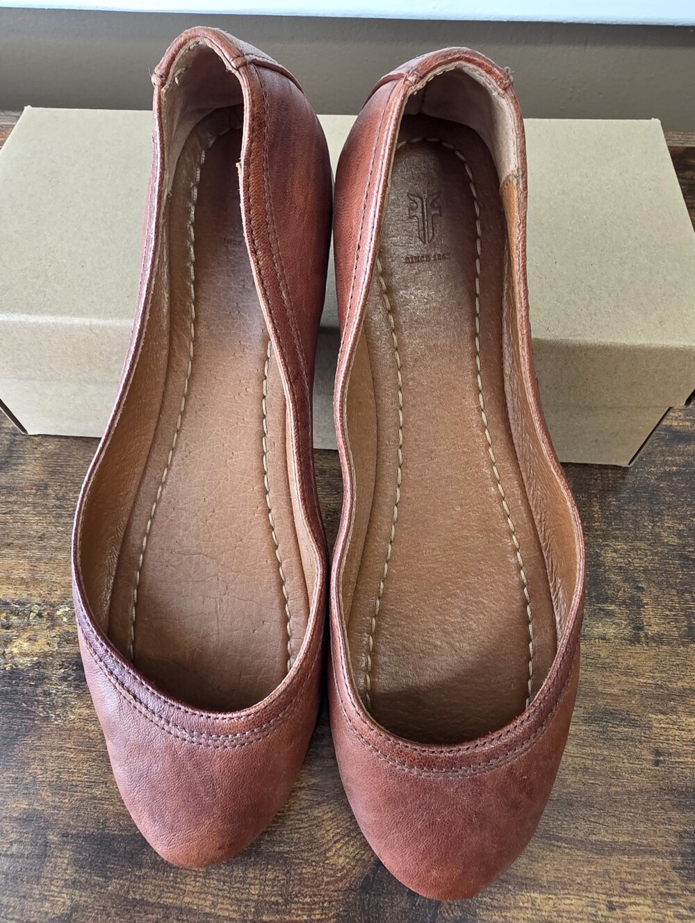 FRYE Women's Carson Ballet Flats Dark Brown Leather - Picture 2 of 7
